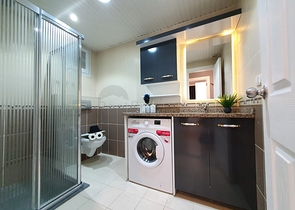 شقة عائلية انيقة - مطبخ منفصل - ضمن مجمع سكني في مهموتلار / الانيا 