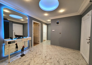 شقة عائلية انيقة - مطبخ منفصل - ضمن مجمع سكني في مهموتلار / الانيا 