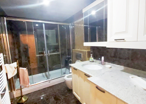 فيلا فاخرة 3 + 1 في غاميوفا ، كيمير