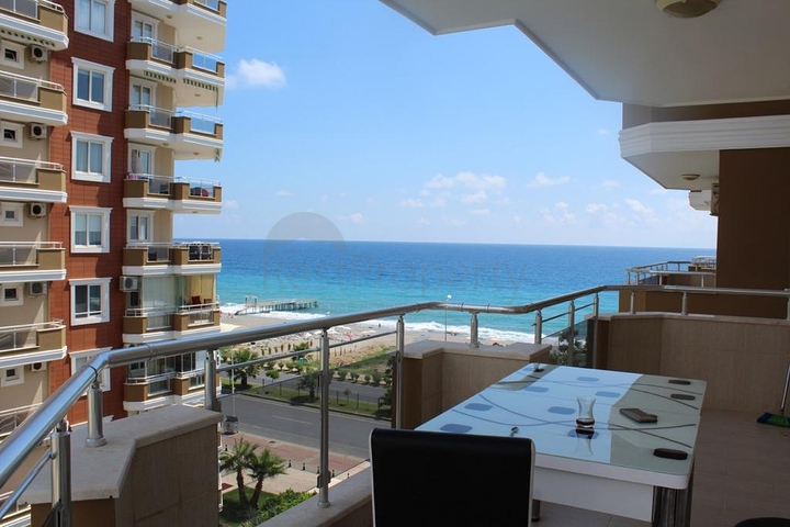 اطلالة بحر - شقة غرفتين وصالة مفروشة - ضمن مجمع في اول صف عالبحر - في مهموتلار / الانيا 