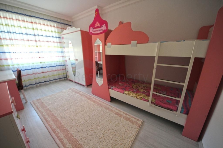 اطلالة بحر - شقة غرفتين وصالة مفروشة - ضمن مجمع في اول صف عالبحر - في مهموتلار / الانيا 