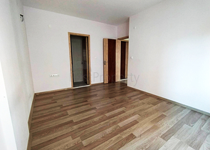 شقة 2 + 1 في كونيالتي ، هورما