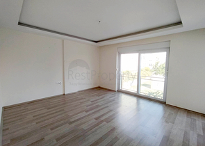 شقة 2 + 1 في كونيالتي ، هورما