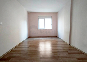 شقة 2 + 1 في كونيالتي ، هورما