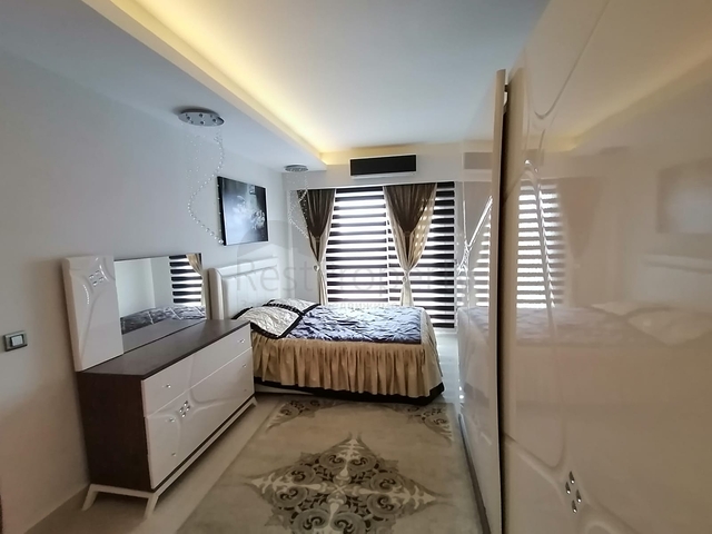 عرض خاص ! بسعر منافس - شقة 3 غرف وصالة ضمن مجمع 5 نجوم في مهموتلار / الانيا