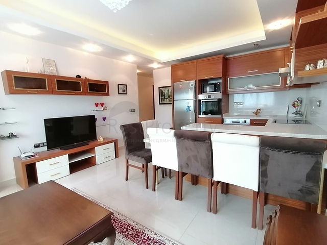 عرض خاص ! بسعر منافس - شقة 3 غرف وصالة ضمن مجمع 5 نجوم في مهموتلار / الانيا