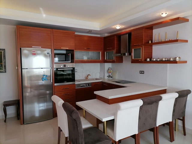 عرض خاص ! بسعر منافس - شقة 3 غرف وصالة ضمن مجمع 5 نجوم في مهموتلار / الانيا