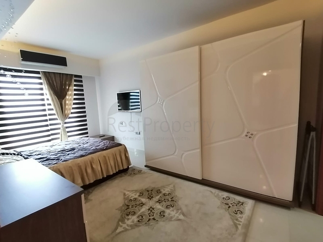 عرض خاص ! بسعر منافس - شقة 3 غرف وصالة ضمن مجمع 5 نجوم في مهموتلار / الانيا