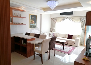 عرض خاص ! بسعر منافس - شقة 3 غرف وصالة ضمن مجمع 5 نجوم في مهموتلار / الانيا