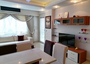 عرض خاص ! بسعر منافس - شقة 3 غرف وصالة ضمن مجمع 5 نجوم في مهموتلار / الانيا