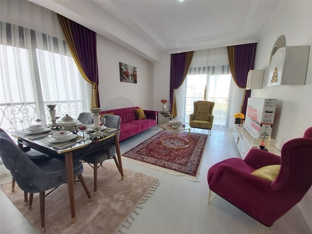 ضمن مجمع سكني جديد وقريب من البحر - شقة غرفة وصالة -مفروشة - في مهموتلار / الانيا 