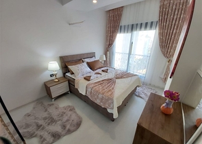 ضمن مجمع سكني جديد وقريب من البحر - شقة غرفة وصالة -مفروشة - في مهموتلار / الانيا 