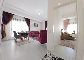 ضمن مجمع سكني جديد وقريب من البحر - شقة غرفة وصالة -مفروشة - في مهموتلار / الانيا 