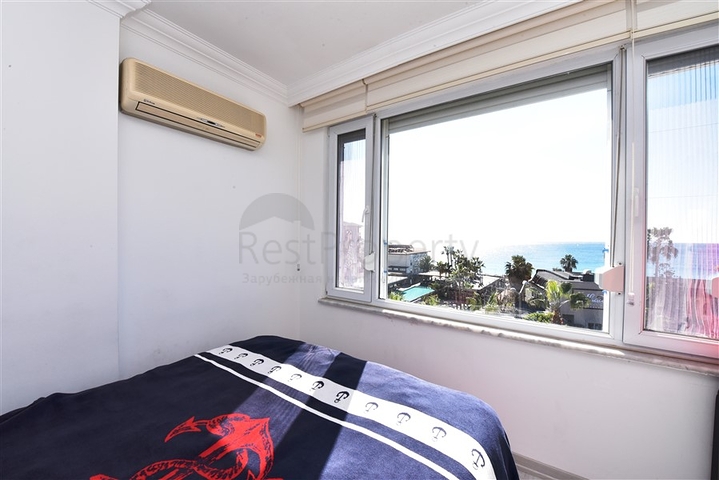 اطلالة على شاطئ كاليوباترا - شقة مميزة غرفتين وصالة - في مركز الانيا 