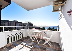 اطلالة على شاطئ كاليوباترا - شقة مميزة غرفتين وصالة - في مركز الانيا 