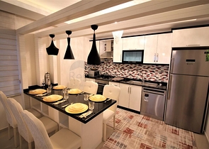 اطلالة بحر - شقة عائلية 2غرفة وصالة -مفروشة - على شارع بارباروس - مهموتلار / الانيا 