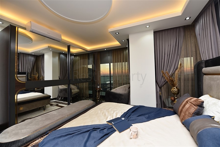 فيلا فاخرة - اطلالة بحر - في مركز مدينة الانيا 