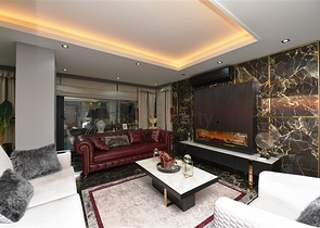 فيلا فاخرة - اطلالة بحر - في مركز مدينة الانيا 