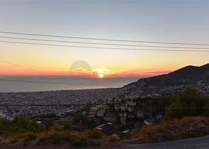 فيلا فاخرة - اطلالة بحر - في مركز مدينة الانيا 