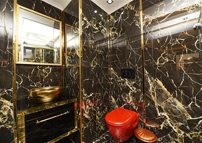 فيلا فاخرة - اطلالة بحر - في مركز مدينة الانيا 