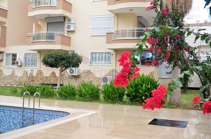 اطلالة بحر - شقة غرفتين وصالة - بعيدة عن البحر 100 م - في مهموتلار / الانيا 