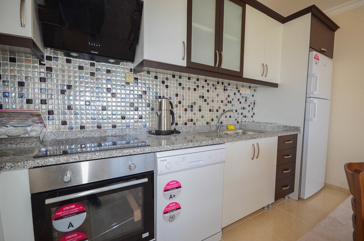 اطلالة بحر - شقة غرفتين وصالة - بعيدة عن البحر 100 م - في مهموتلار / الانيا 