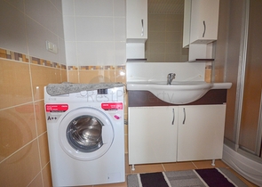 اطلالة بحر - شقة غرفتين وصالة - بعيدة عن البحر 100 م - في مهموتلار / الانيا 