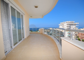 اطلالة بحر - شقة غرفتين وصالة - بعيدة عن البحر 100 م - في مهموتلار / الانيا 