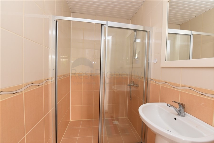 اغتنم الفرصة !! شقة 2 غرفة وصالة في موقع حيوي قريب من البحر والخدمات -بسعر منافس -مهموتلار / الانيا 