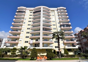 اغتنم الفرصة !! شقة 2 غرفة وصالة في موقع حيوي قريب من البحر والخدمات -بسعر منافس -مهموتلار / الانيا 