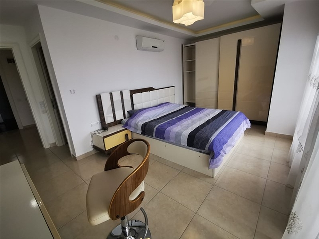 فيلا مستقلة - مسبح خاص - 3 غرف وصالة - في كاستل / الانيا 