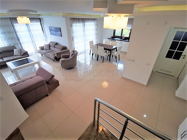 فيلا مستقلة - مسبح خاص - 3 غرف وصالة - في كاستل / الانيا 