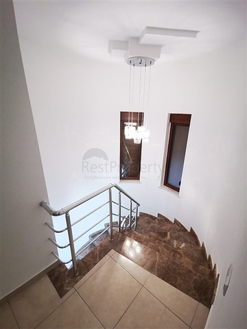 فيلا مستقلة - مسبح خاص - 3 غرف وصالة - في كاستل / الانيا 