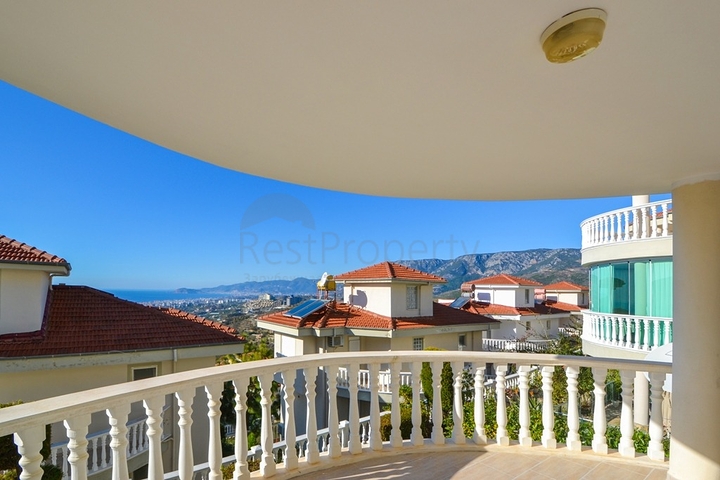 اطلالة بحر - فيلا مستقلة -3 غرف نوم - في كارجي جاك / الانيا 