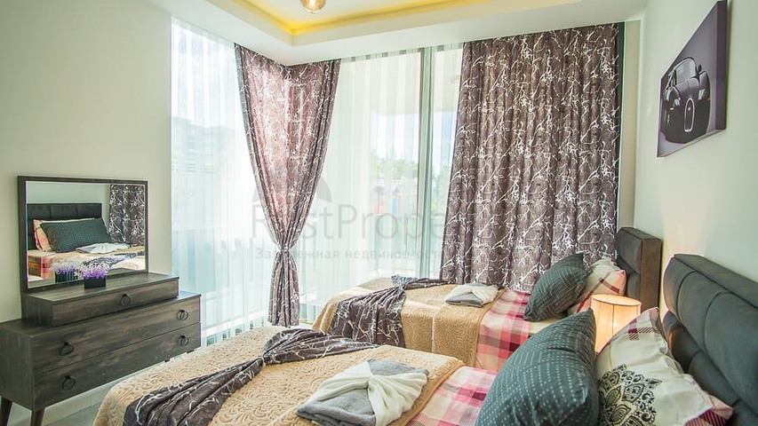 اطلالة بحر - دوبلكس فاخرة من تصميم 2 غرفة وصالة - في كاستل / الانيا 