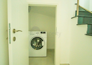 اطلالة بحر - دوبلكس فاخرة من تصميم 2 غرفة وصالة - في كاستل / الانيا 