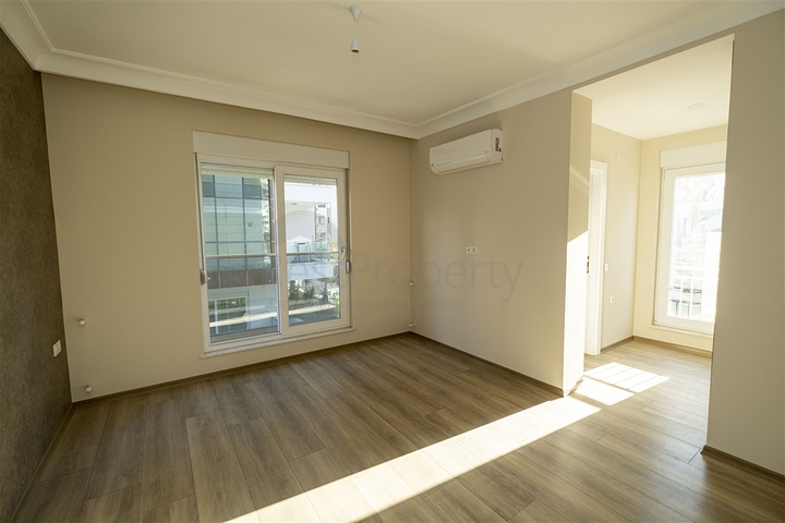 شقق بتصميمات مختلفة في مجمع جديد في ليمان