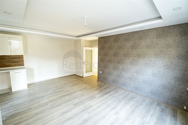 شقق بتصميمات مختلفة في مجمع جديد في ليمان