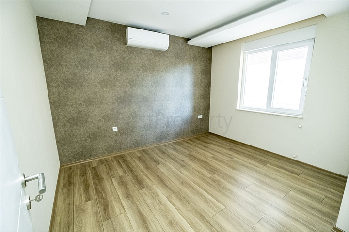 شقق بتصميمات مختلفة في مجمع جديد في ليمان