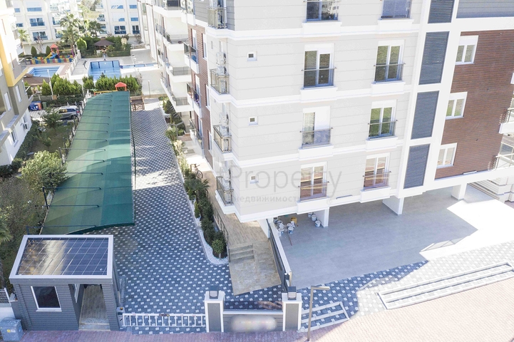 شقق بتصميمات مختلفة في مجمع جديد في ليمان