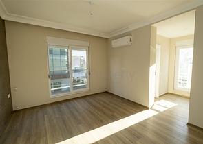 شقق بتصميمات مختلفة في مجمع جديد في ليمان