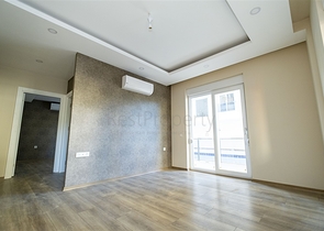 شقق بتصميمات مختلفة في مجمع جديد في ليمان