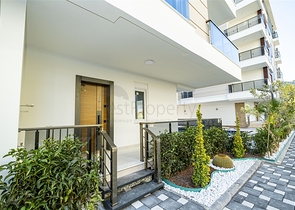 شقق بتصميمات مختلفة في مجمع جديد في ليمان