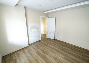 شقق بتصميمات مختلفة في مجمع جديد في ليمان