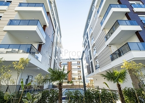 شقق بتصميمات مختلفة في مجمع جديد في ليمان