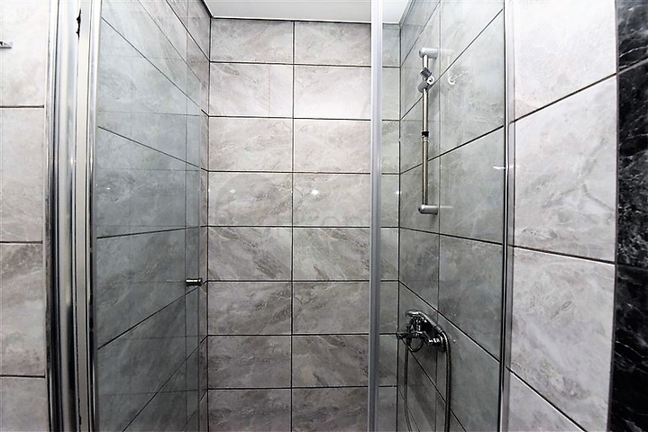 شقة غرفة وصالة - مجمع سكني حديث - في مهموتلار / الانيا 