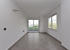 شقة غرفة وصالة - مجمع سكني حديث - في مهموتلار / الانيا 