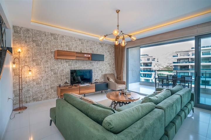 مجمع سكني بخدمات 5 نجوم - دوبلكس فاخرة - تصميم 2 غرف وصالة - في كارجي جاك / الانيا 