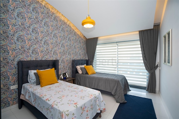 مجمع سكني بخدمات 5 نجوم - دوبلكس فاخرة - تصميم 2 غرف وصالة - في كارجي جاك / الانيا 