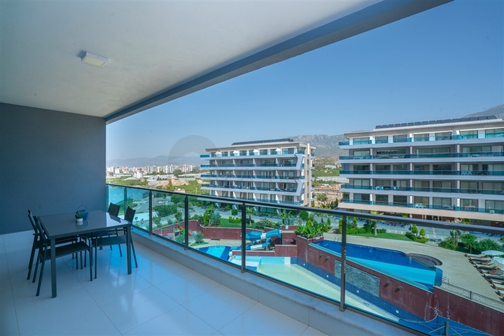 مجمع سكني بخدمات 5 نجوم - دوبلكس فاخرة - تصميم 2 غرف وصالة - في كارجي جاك / الانيا 